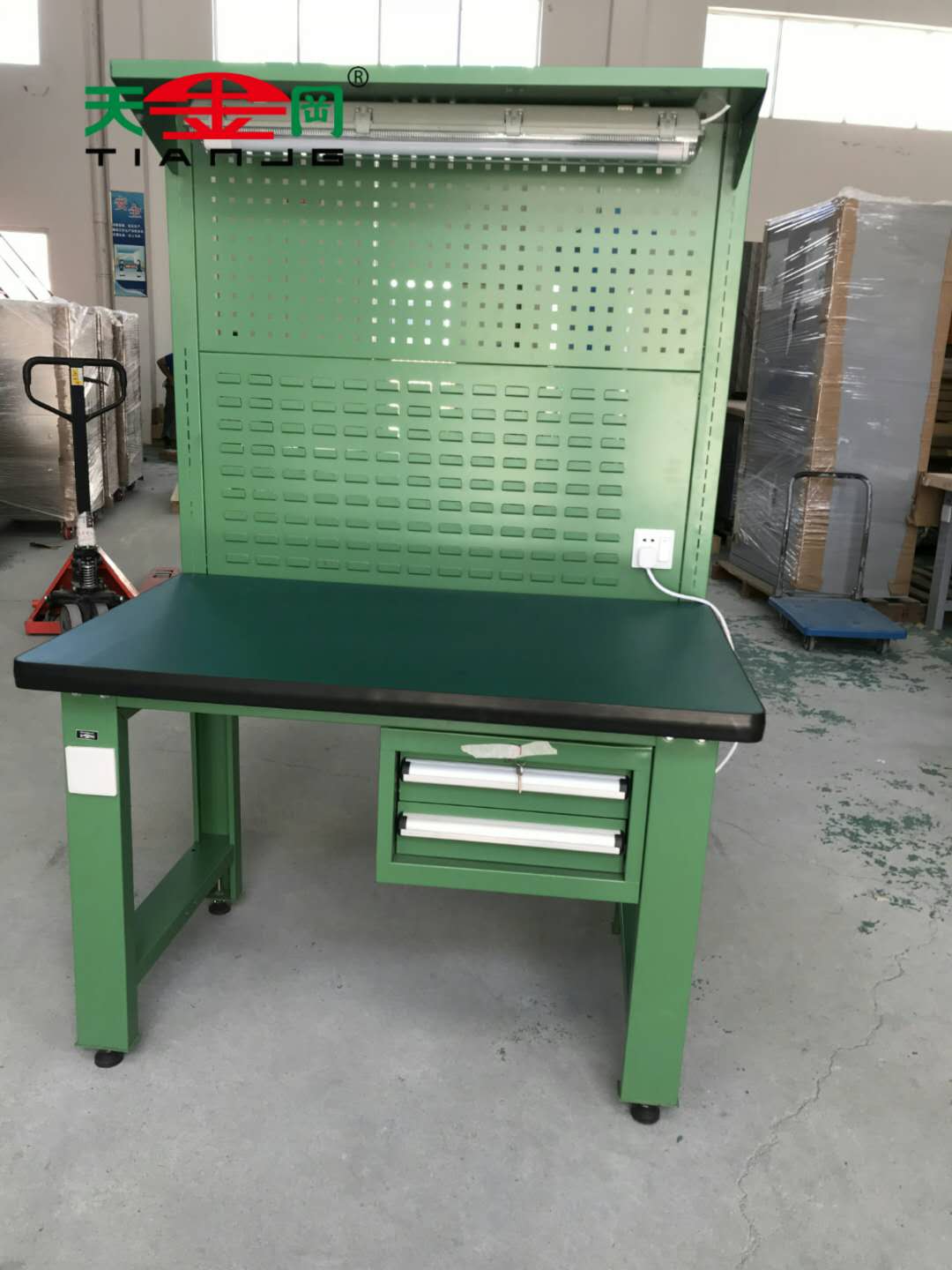 重庆钳工工作台